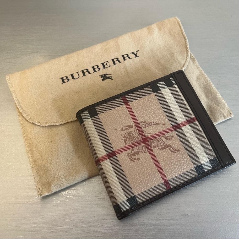 Burberry wallet